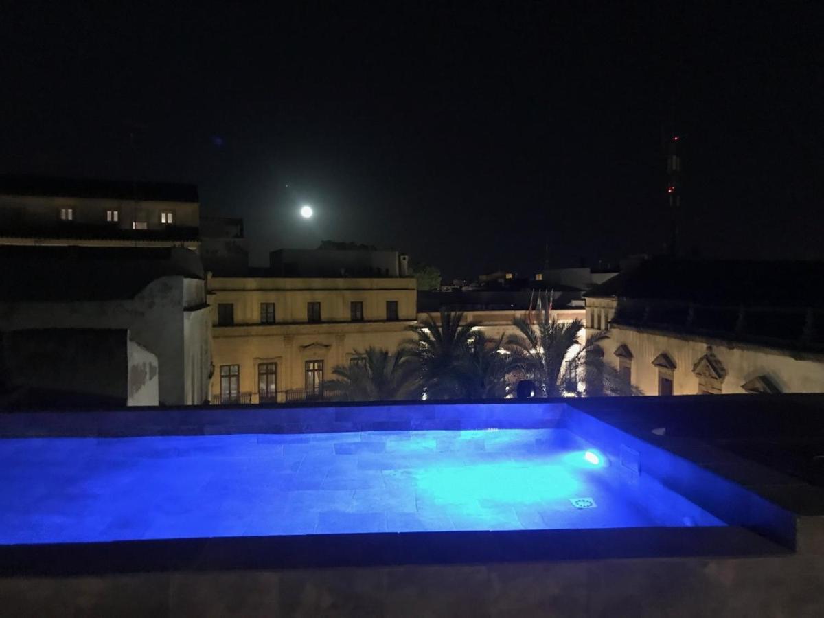 Casa Palacio En Jerez De La Frontera Con Piscina Privada 外观 照片
